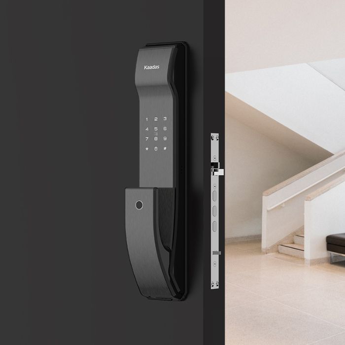 Lắp đặt khóa cửa thông minh tại Quảng Ninh 4