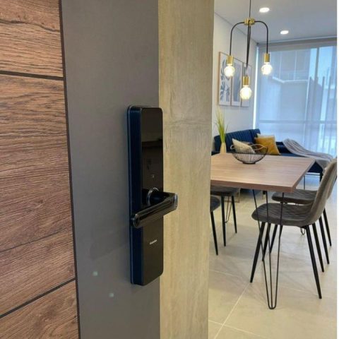 Khóa cửa cao cấp Kaadas tay gạt sở hữu kiểu dáng, dễ dùng và phù hợp với nhiều phong cách 