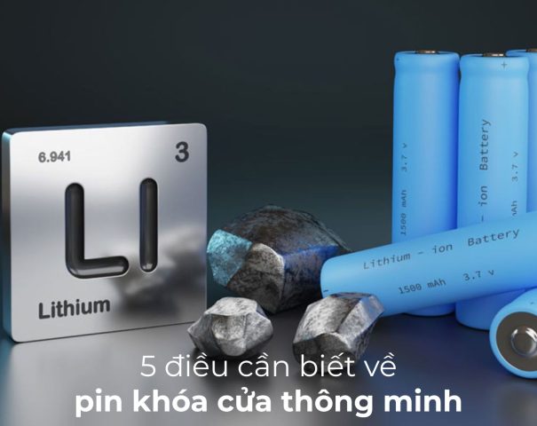 pin khóa cửa thông minh
