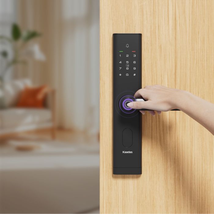 khóa cửa điện tử cao cấp 1