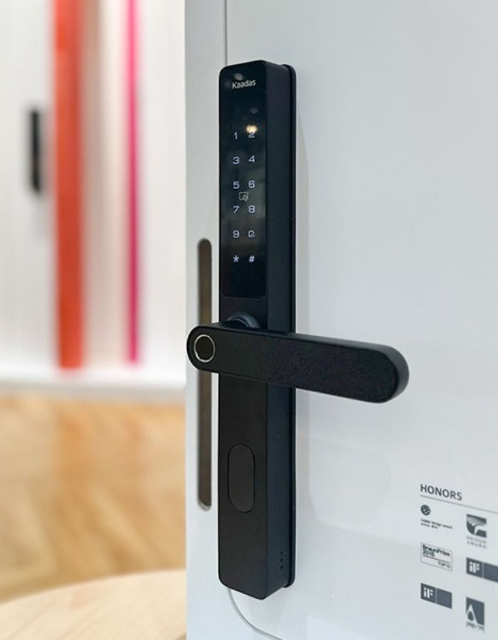 khóa cửa điện tử loại nào tốt 5