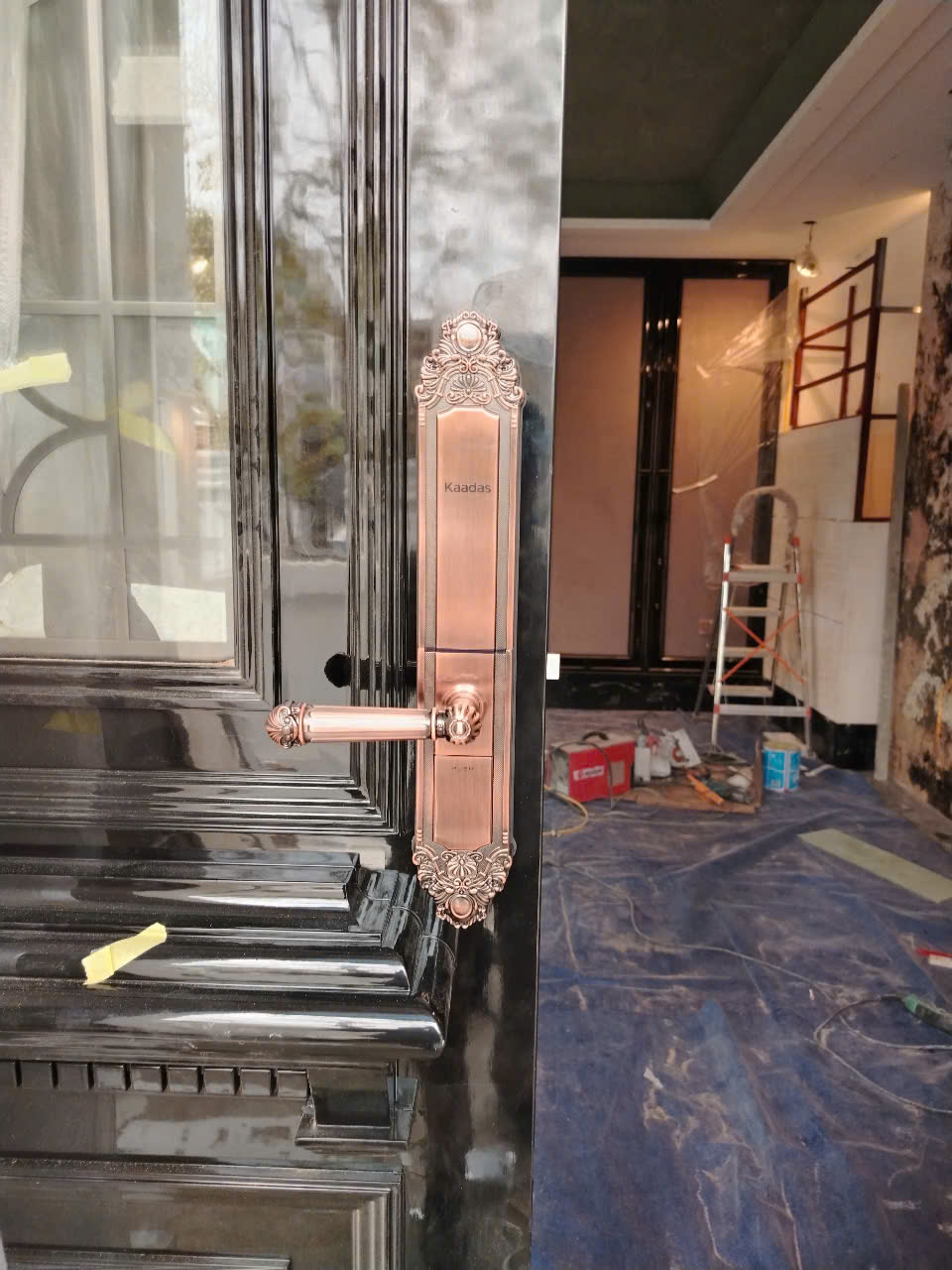 khoa-thong-minh-cua-go-kaadas-6001