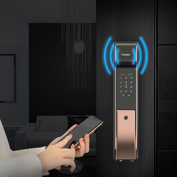 khoá thông minh vân tay 5